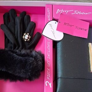 Betsey Johnson Black Gloves with Fur Trim
